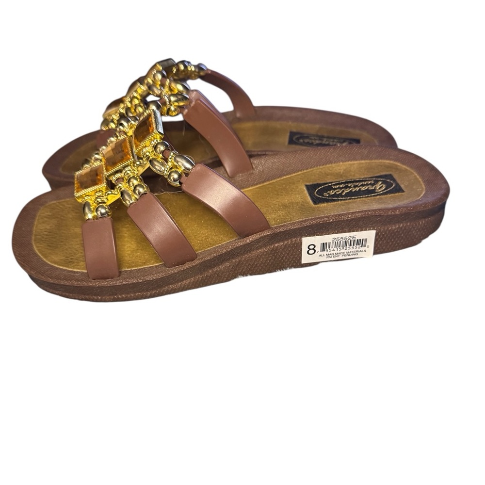 Grandco Women's Gold Beaded Sandals
Strappy Size 8 Brand New - Picture 2 of 9